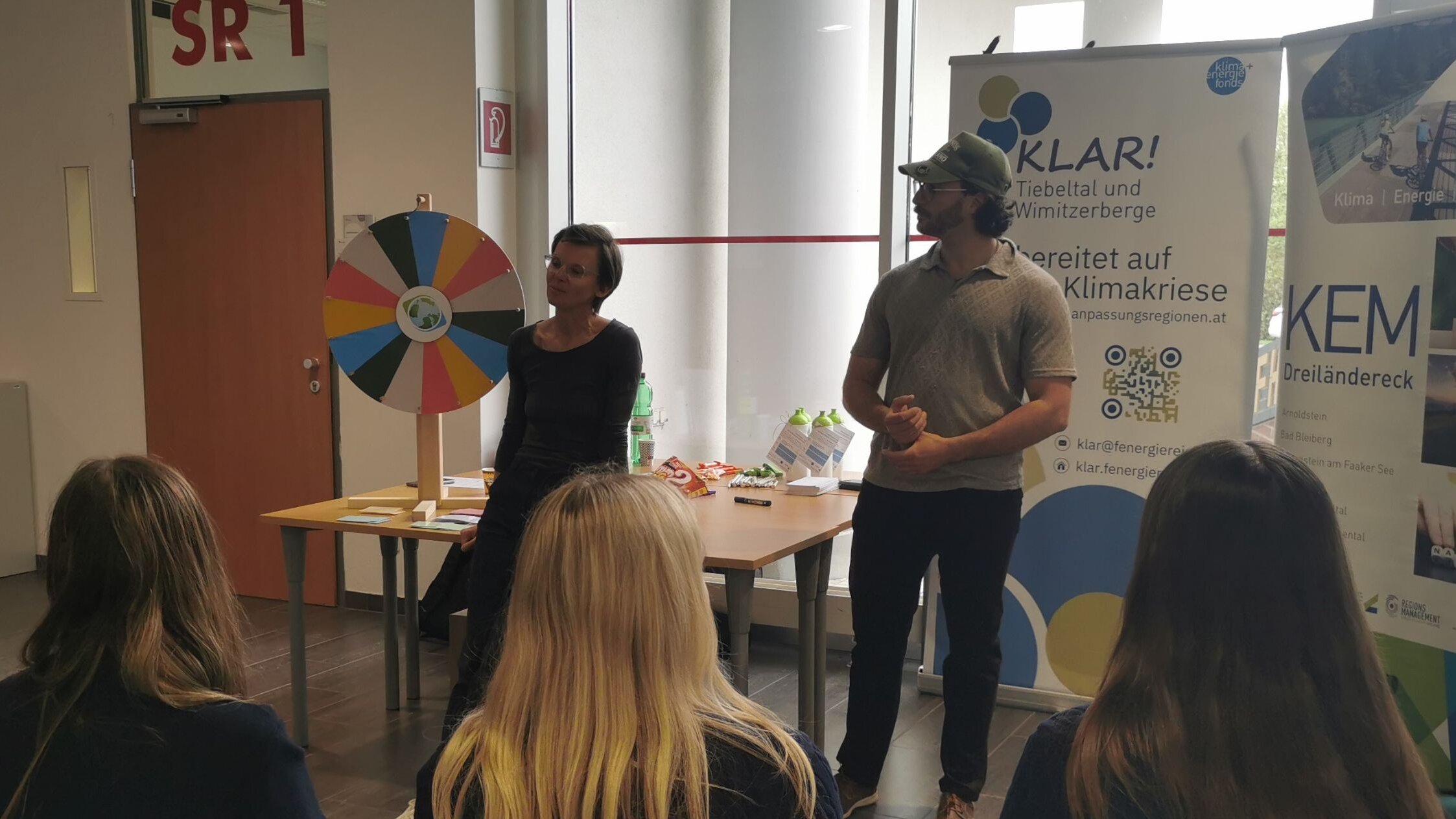 Die Workshop-Station von KEM/KLAR mit Glücksrad