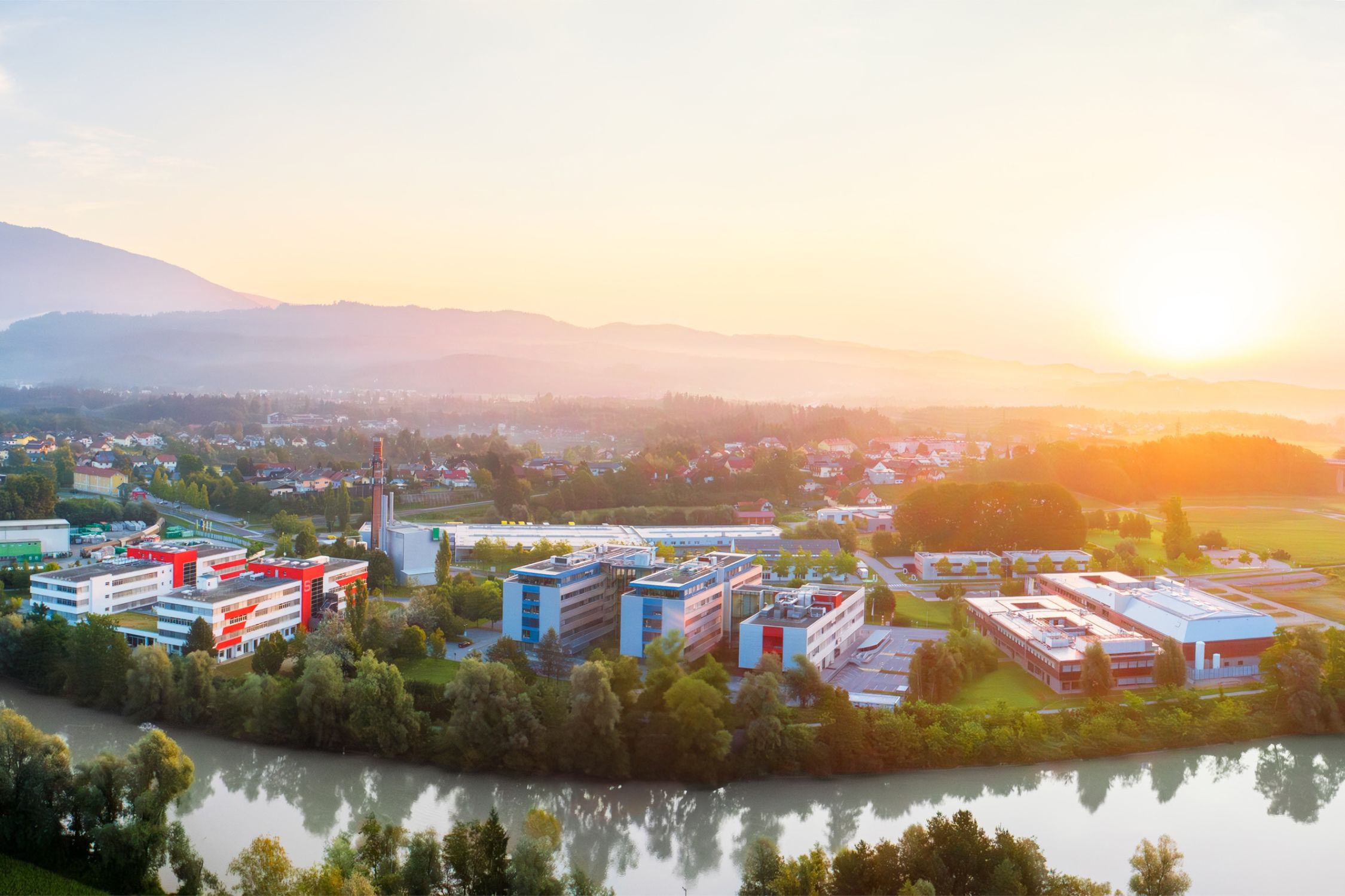 Tochnologiepark Villach lädt zum Tag der offenen Tür Panorama Blick auf den Technologiepark Villach