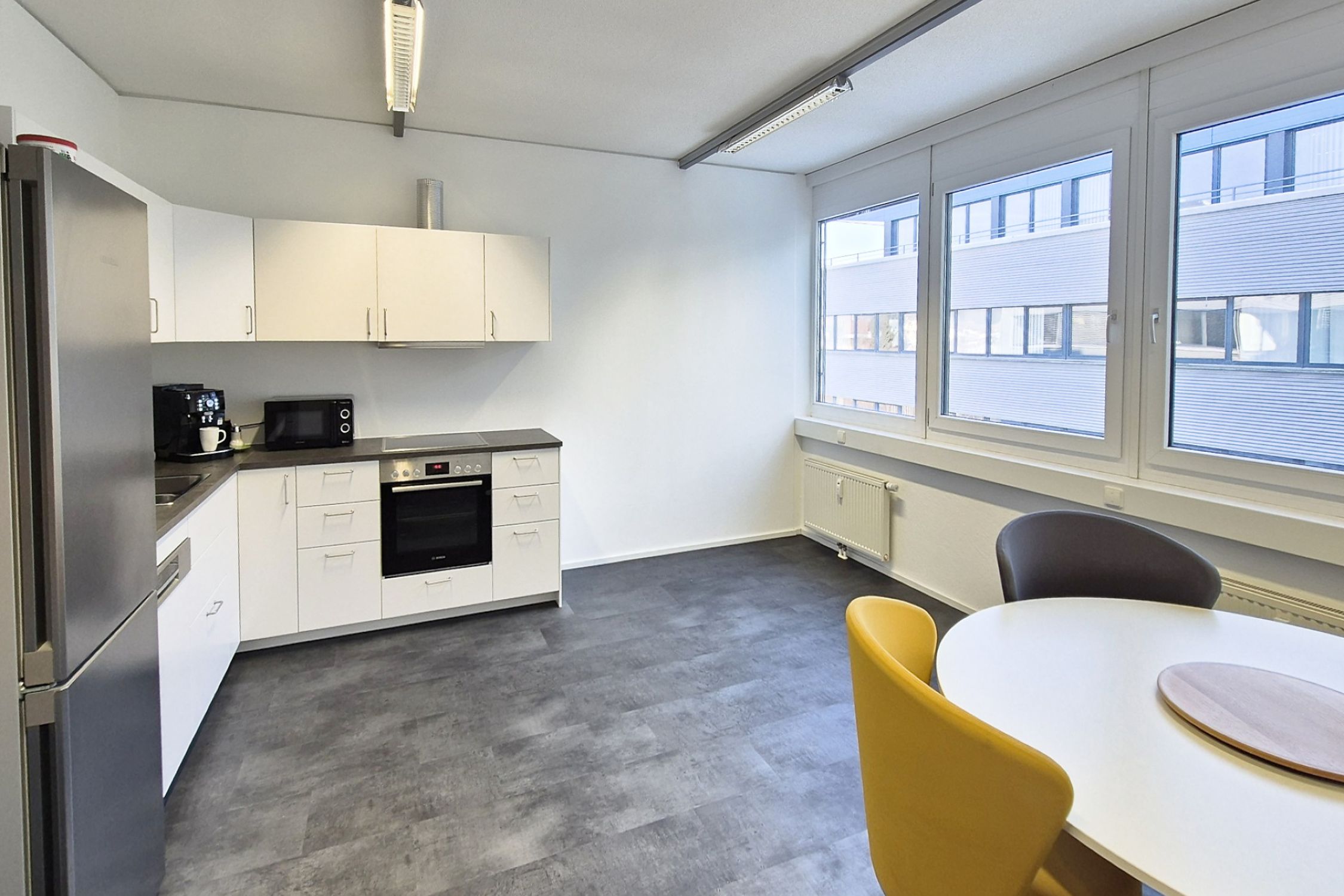 Office kitchen EXTOLL Shared room with kitchen