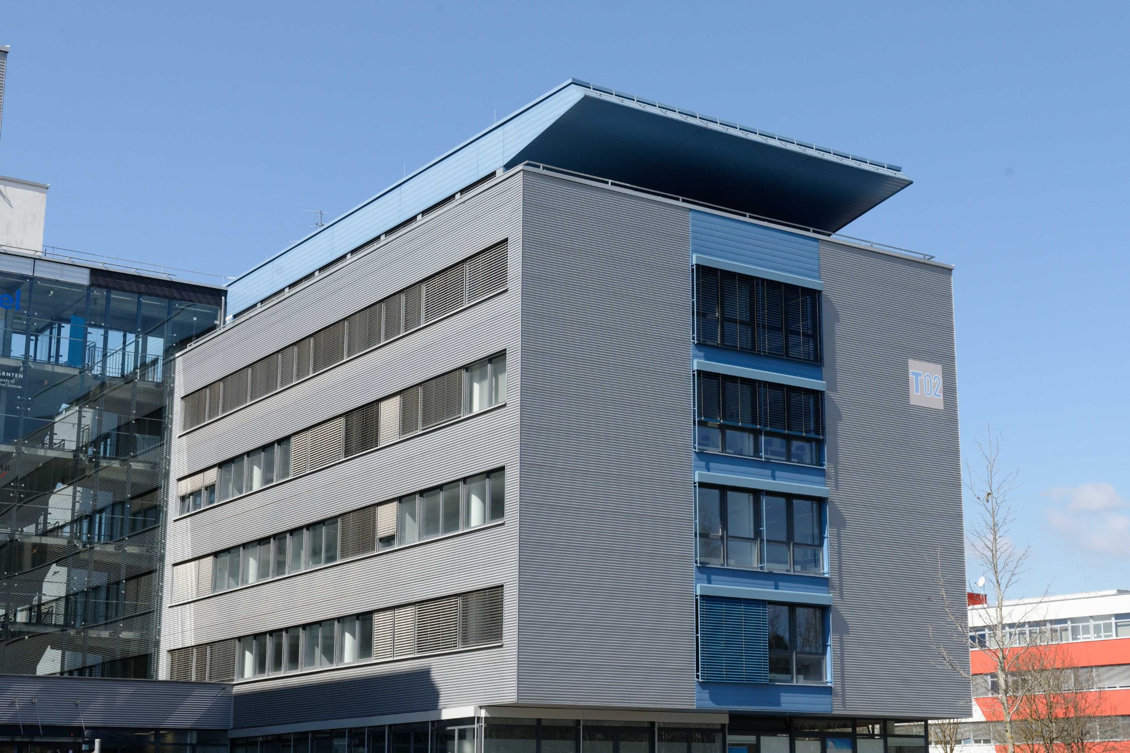 EXTOLL im tpv Technologiepark Villach EXTOLL im Gebäude T02 im tpv