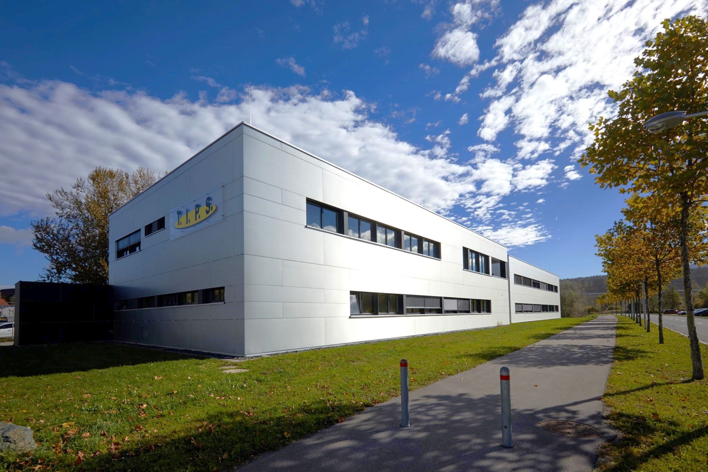 Firmengebäude von T.I.P.S.
